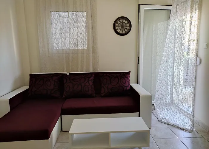 Anastasia's & Despoina's Apartamento *